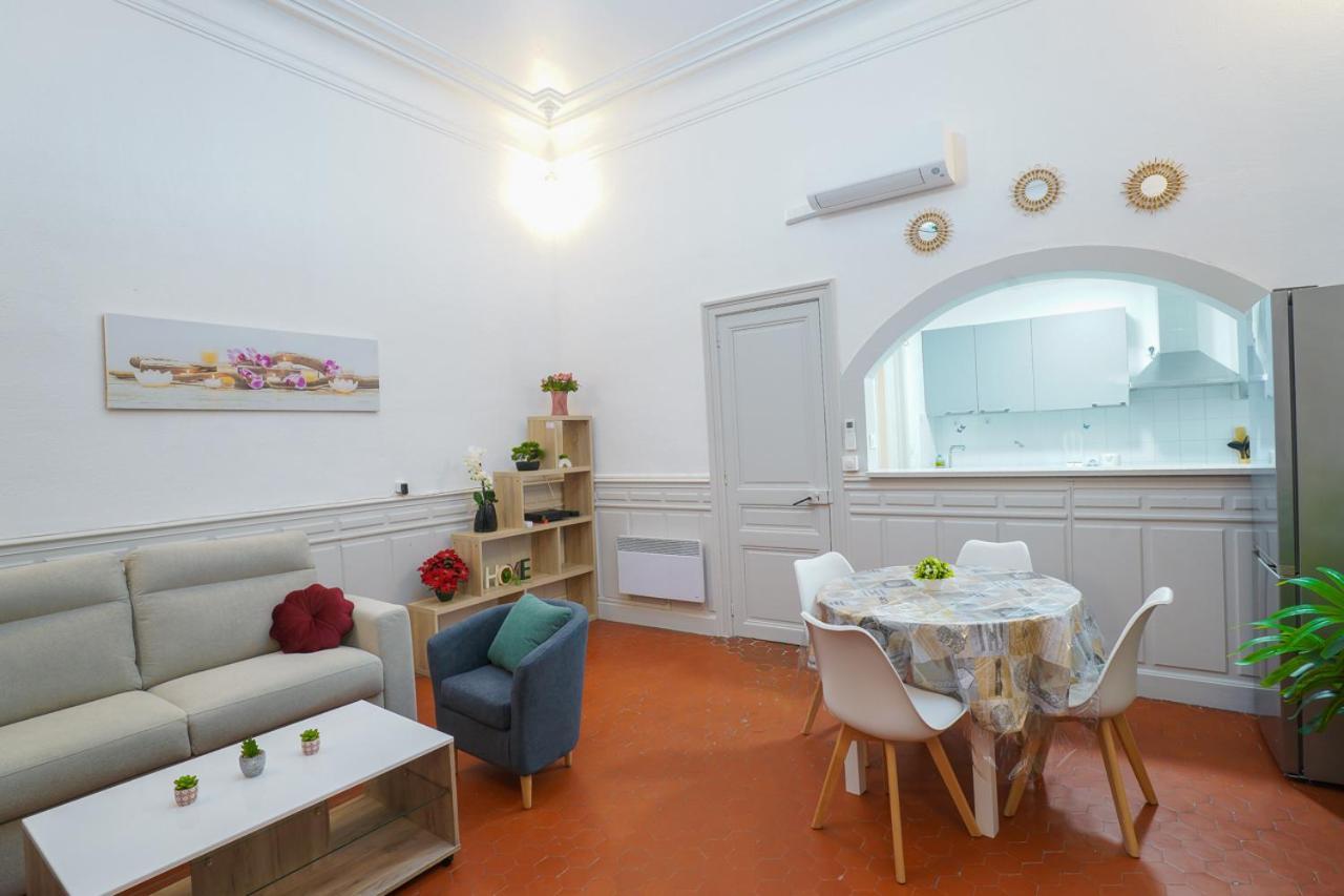 Appartement Du Forum,La Gare, 50 M2 , Climatisation, Garage, Cour Narbonne Eksteriør billede