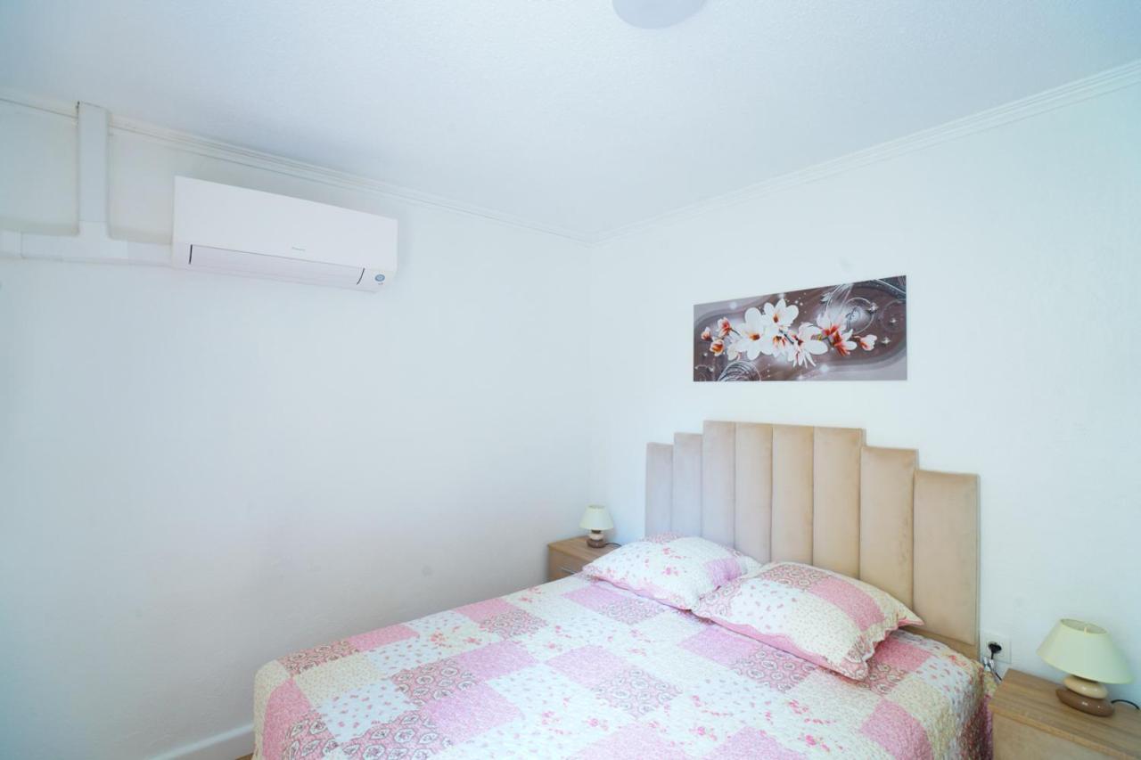 Appartement Du Forum,La Gare, 50 M2 , Climatisation, Garage, Cour Narbonne Eksteriør billede